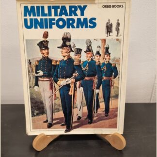Military Uniforms (065)