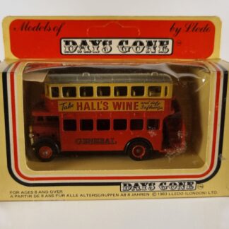 Hall's Wine Toy Bus by Models of Days Gone (283)